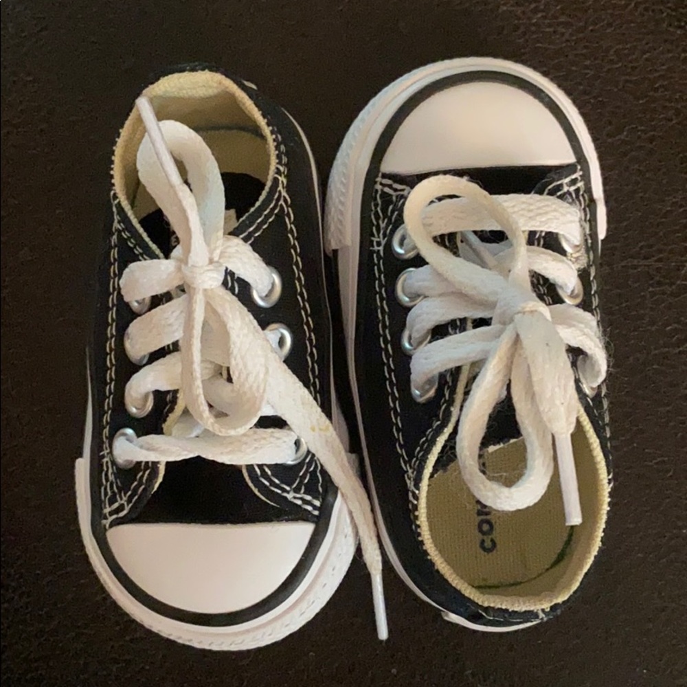 CONVERSE baby shoes Size 2